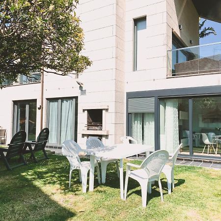Apartamentos 3M Areas Comarca de Comarca de Pontevedra Buitenkant foto